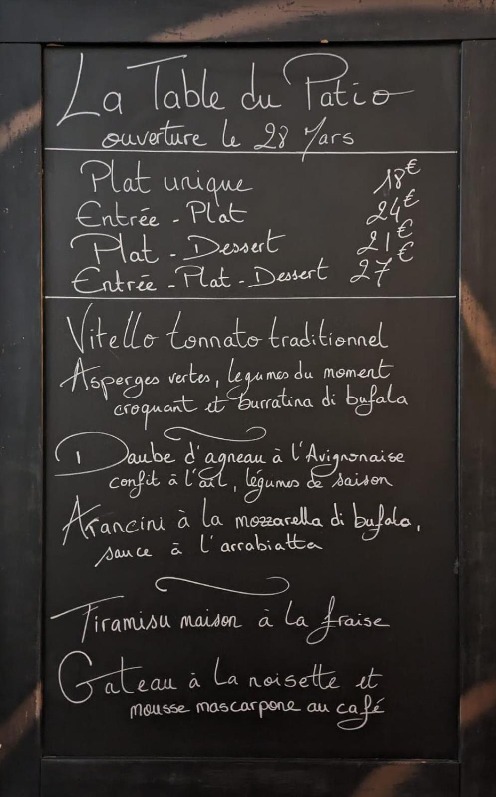 Hotel Le Patio Grignan Zewnętrze zdjęcie